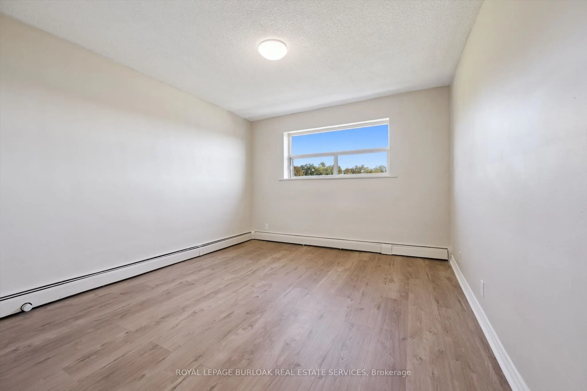 2411 New Street #405