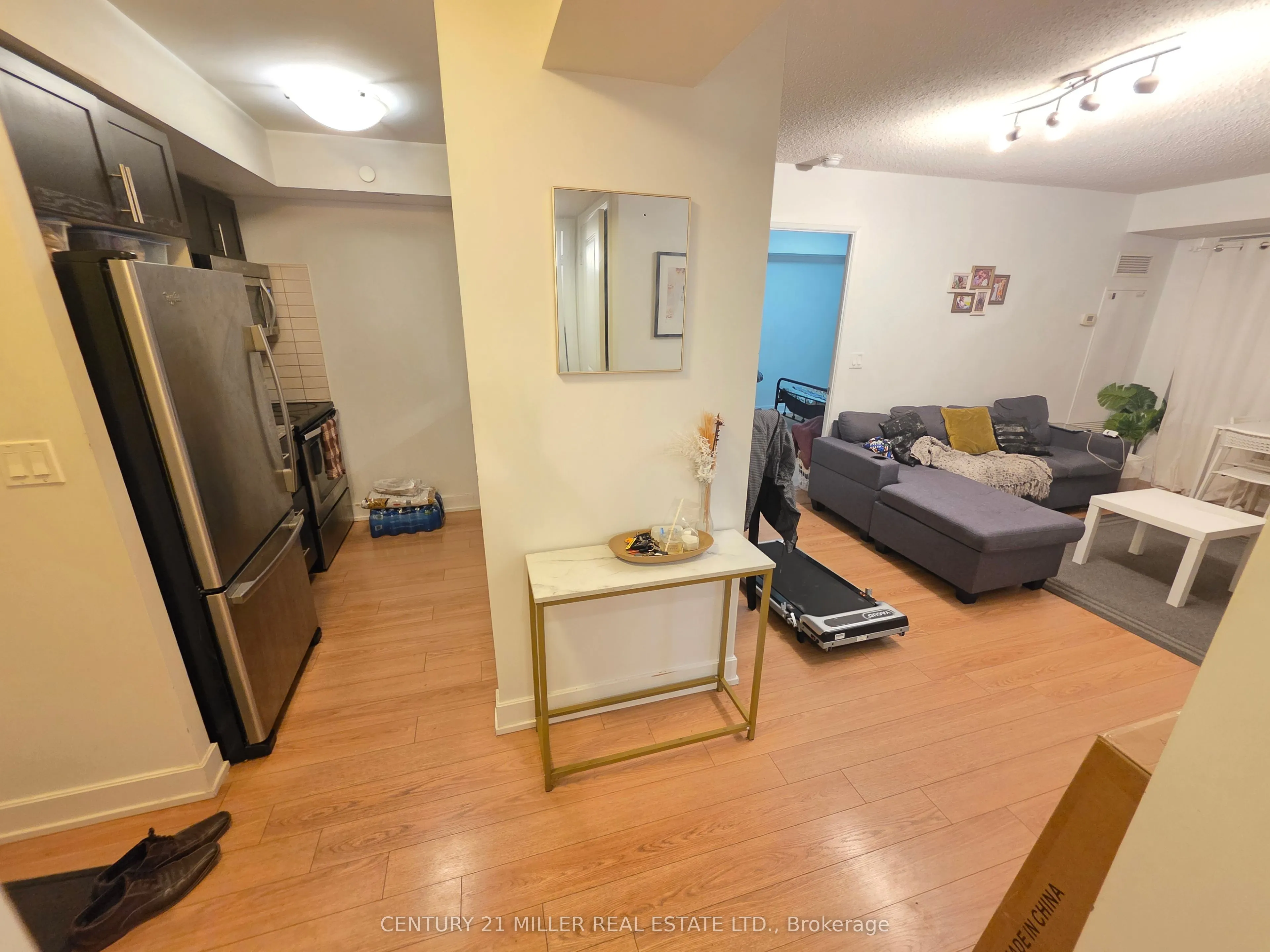 6 Eva Road #506