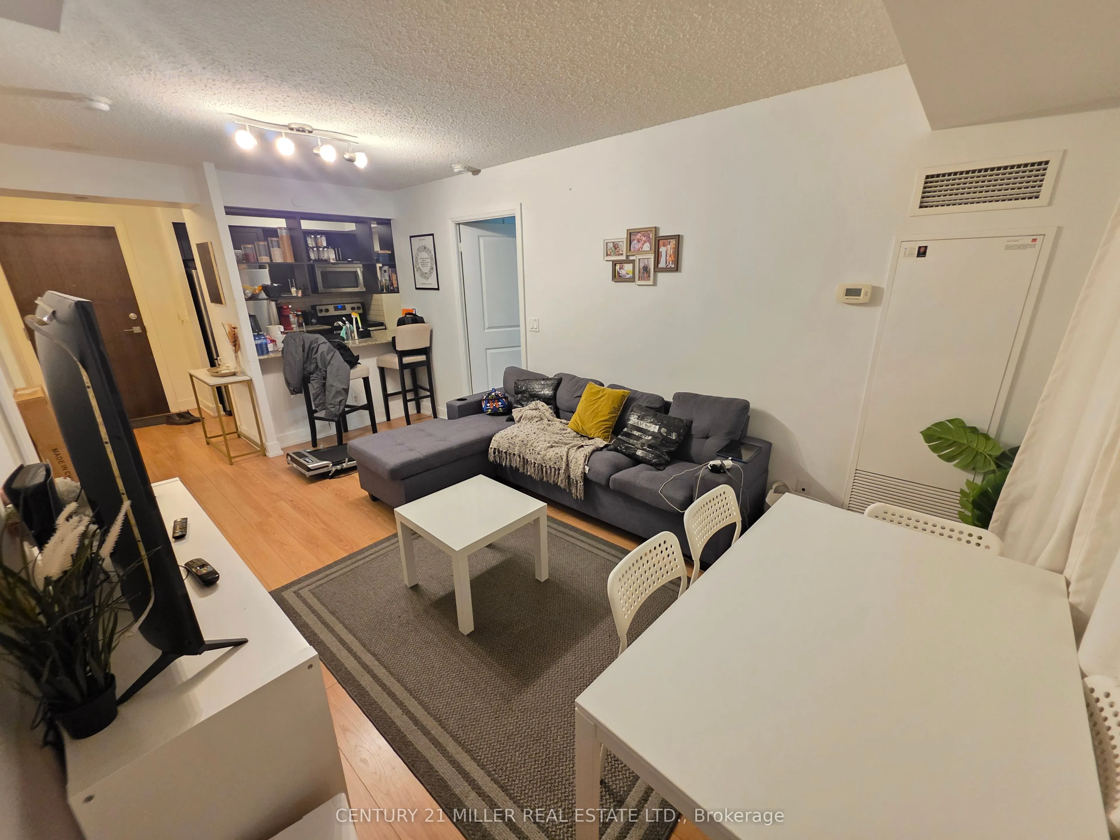6 Eva Road #506