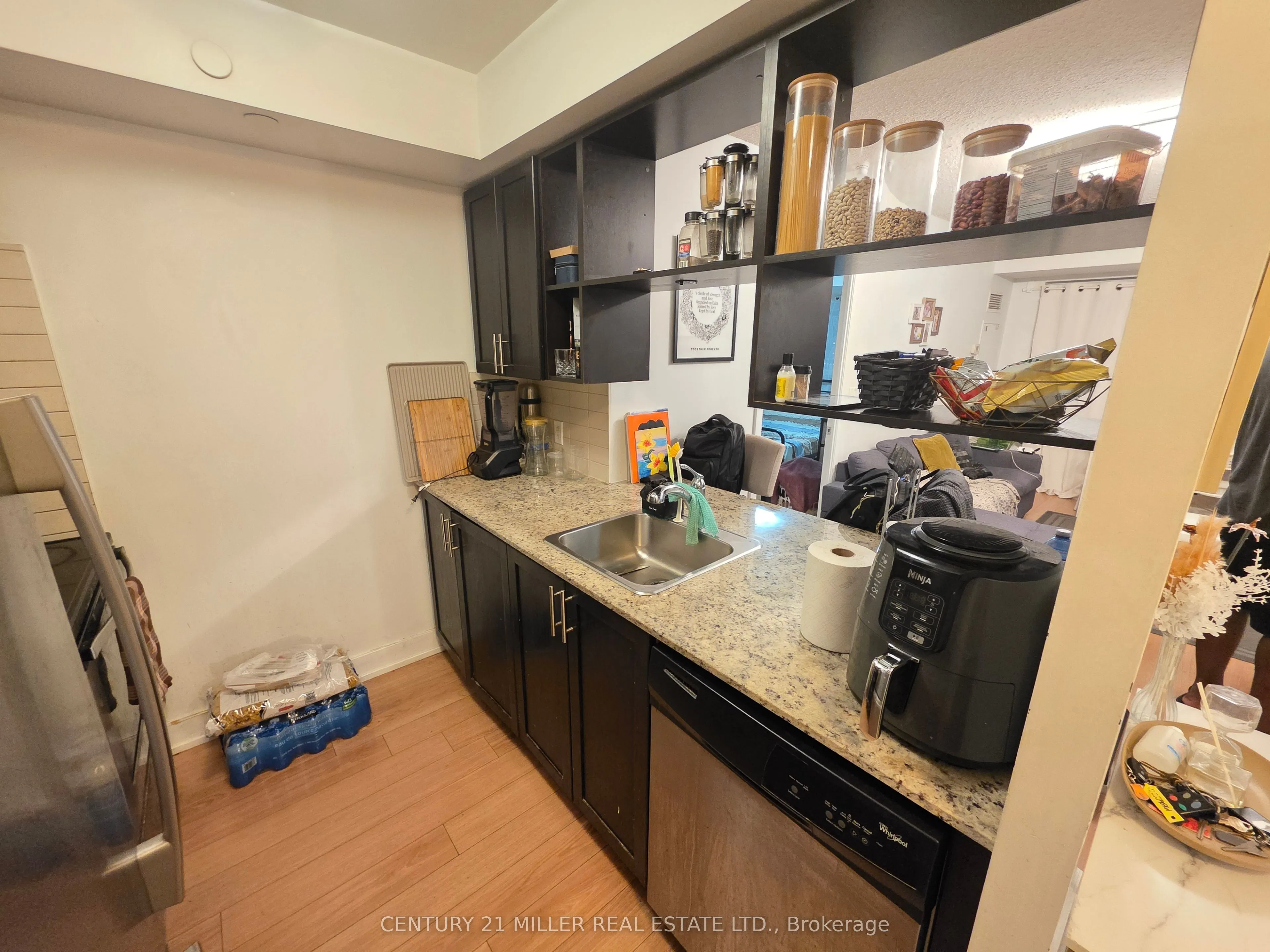 6 Eva Road #506