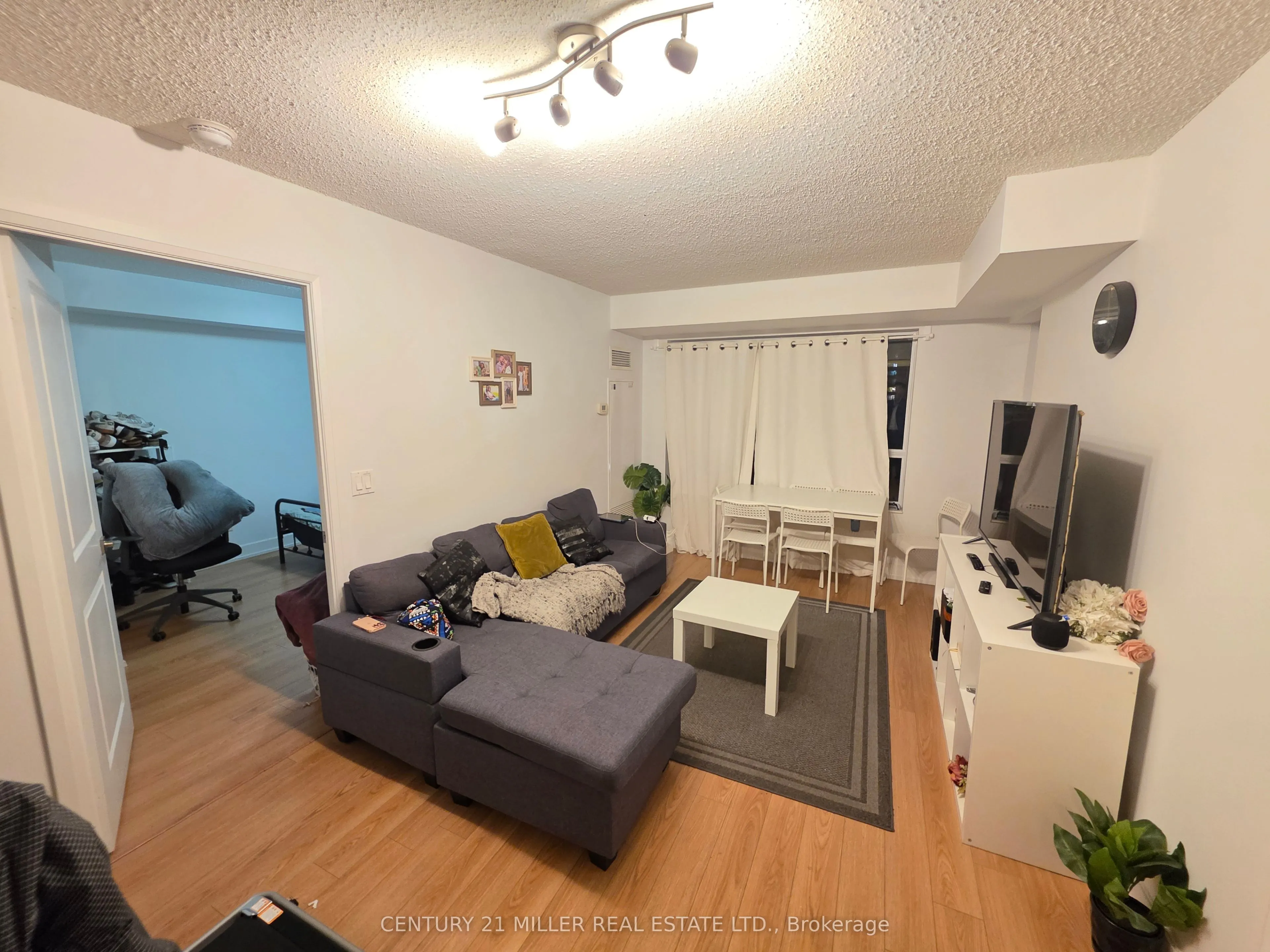 6 Eva Road #506