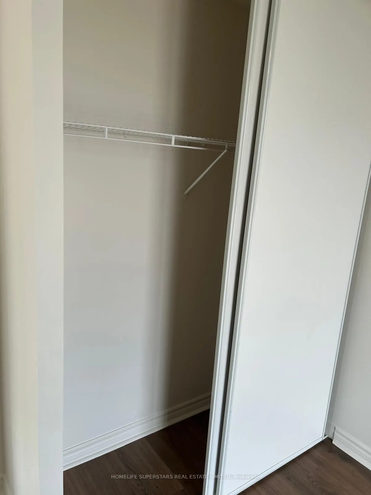 349 Rathburn Road W #1006