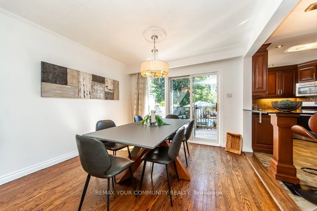 66 Decarie Circle