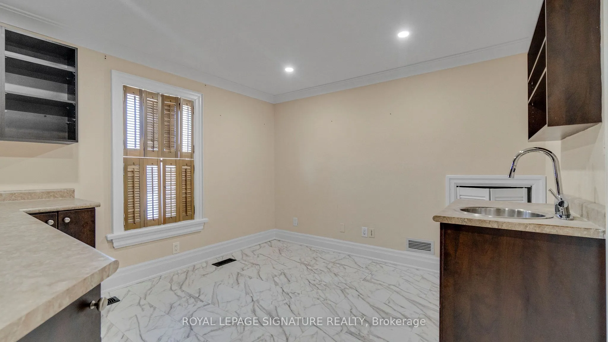 140 Trafalgar Road