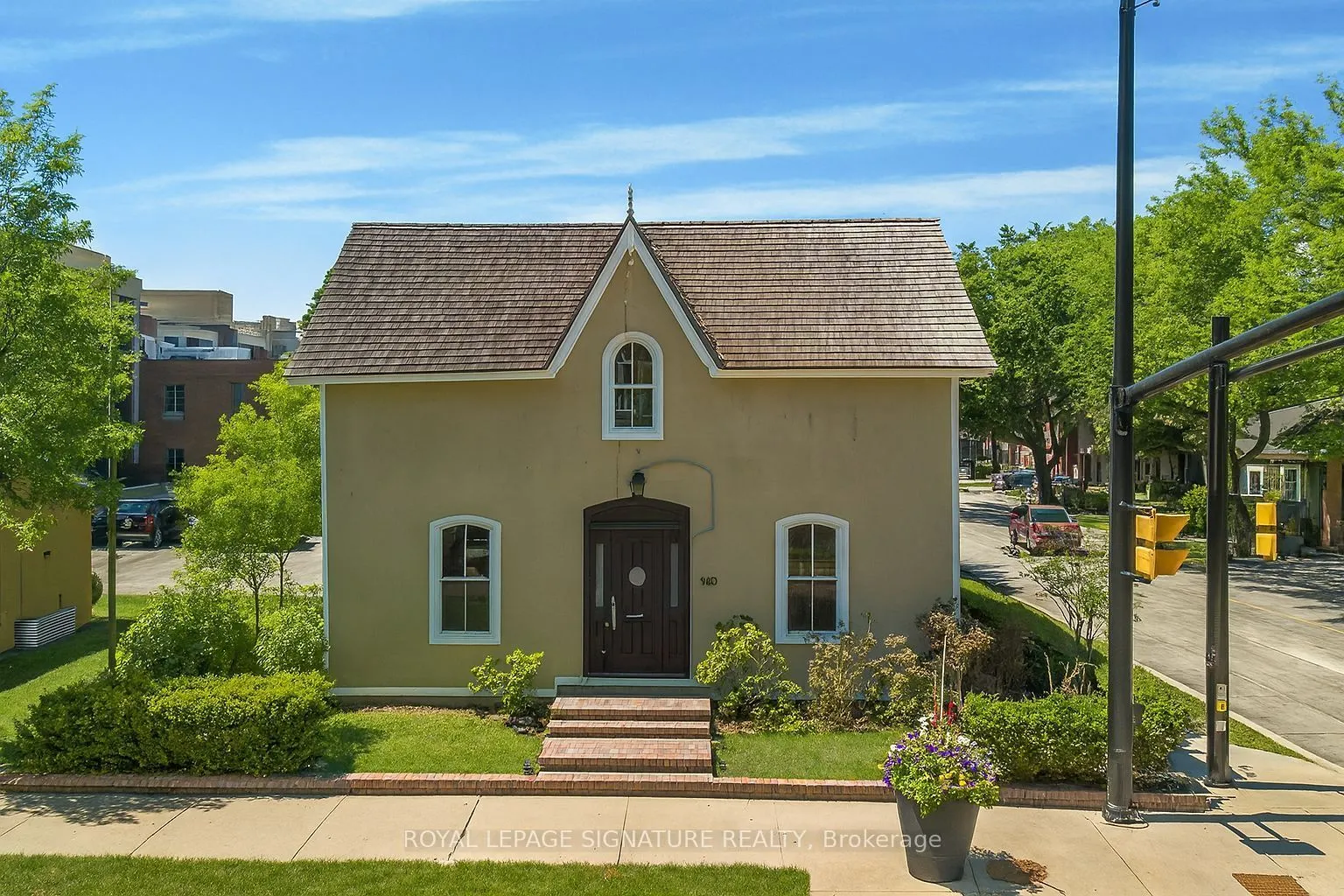 140 Trafalgar Road