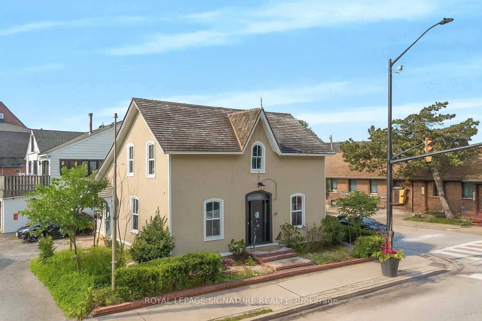 140 Trafalgar Road