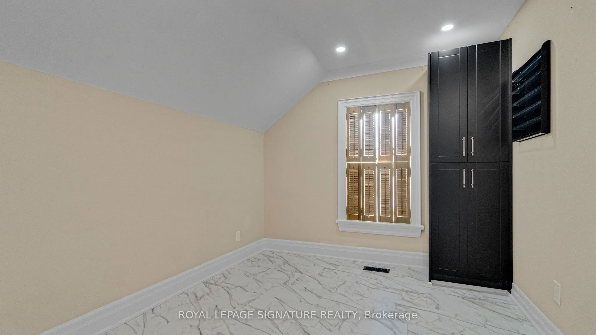 140 Trafalgar Road