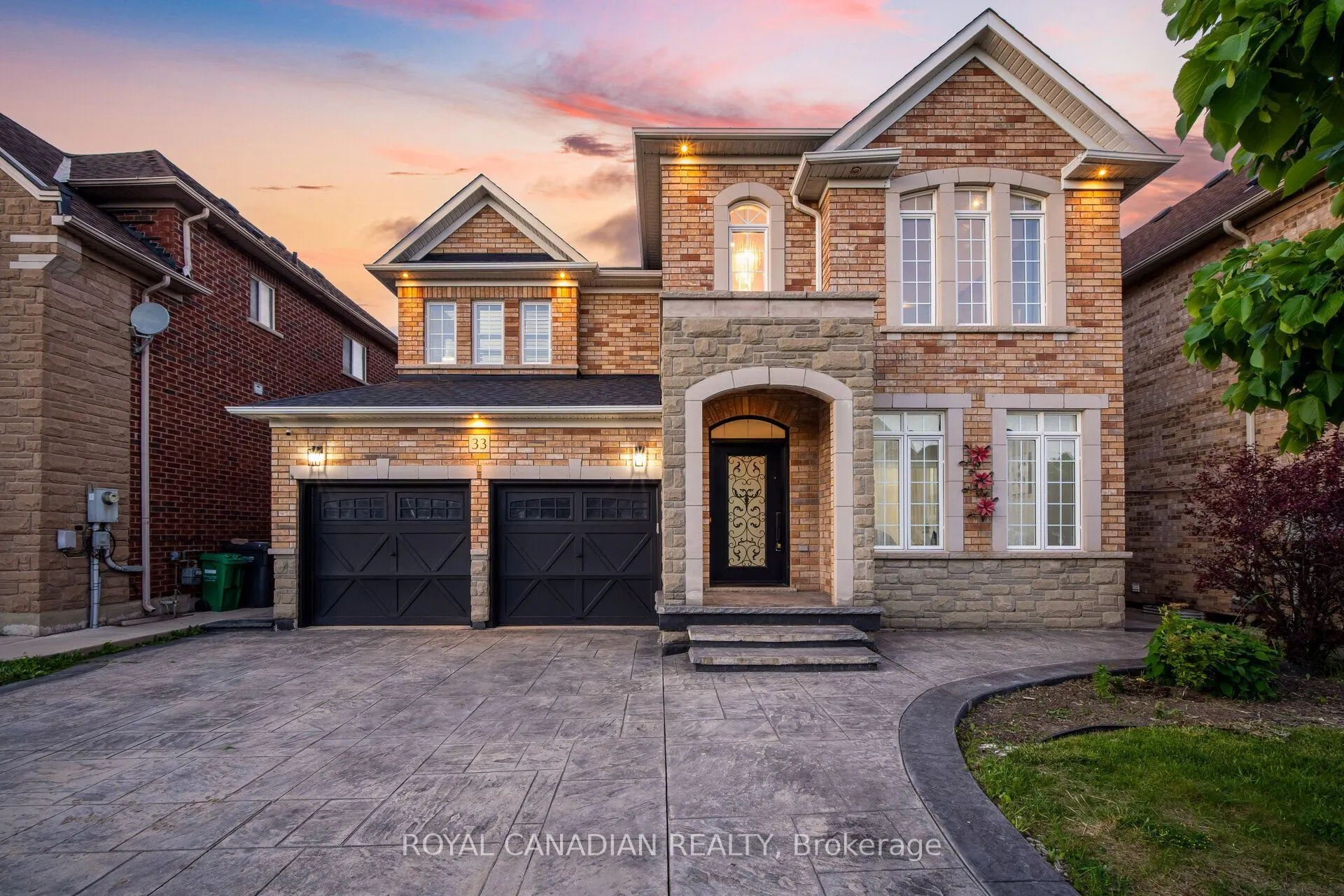 33 Rubysilver Drive