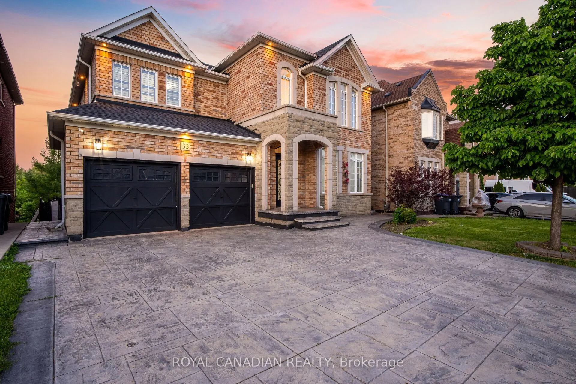 33 Rubysilver Drive