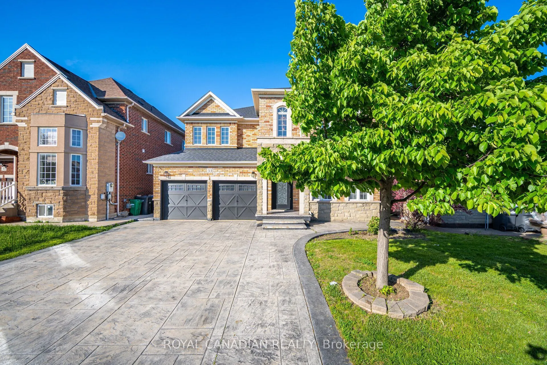 33 Rubysilver Drive