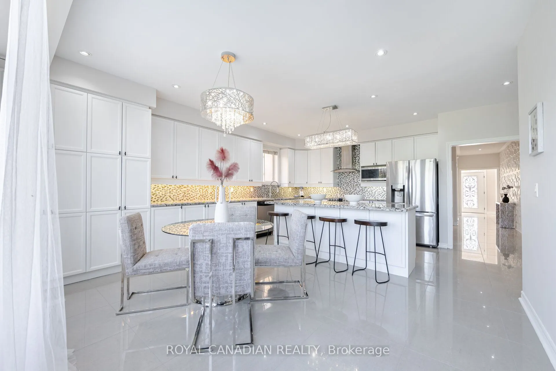 33 Rubysilver Drive