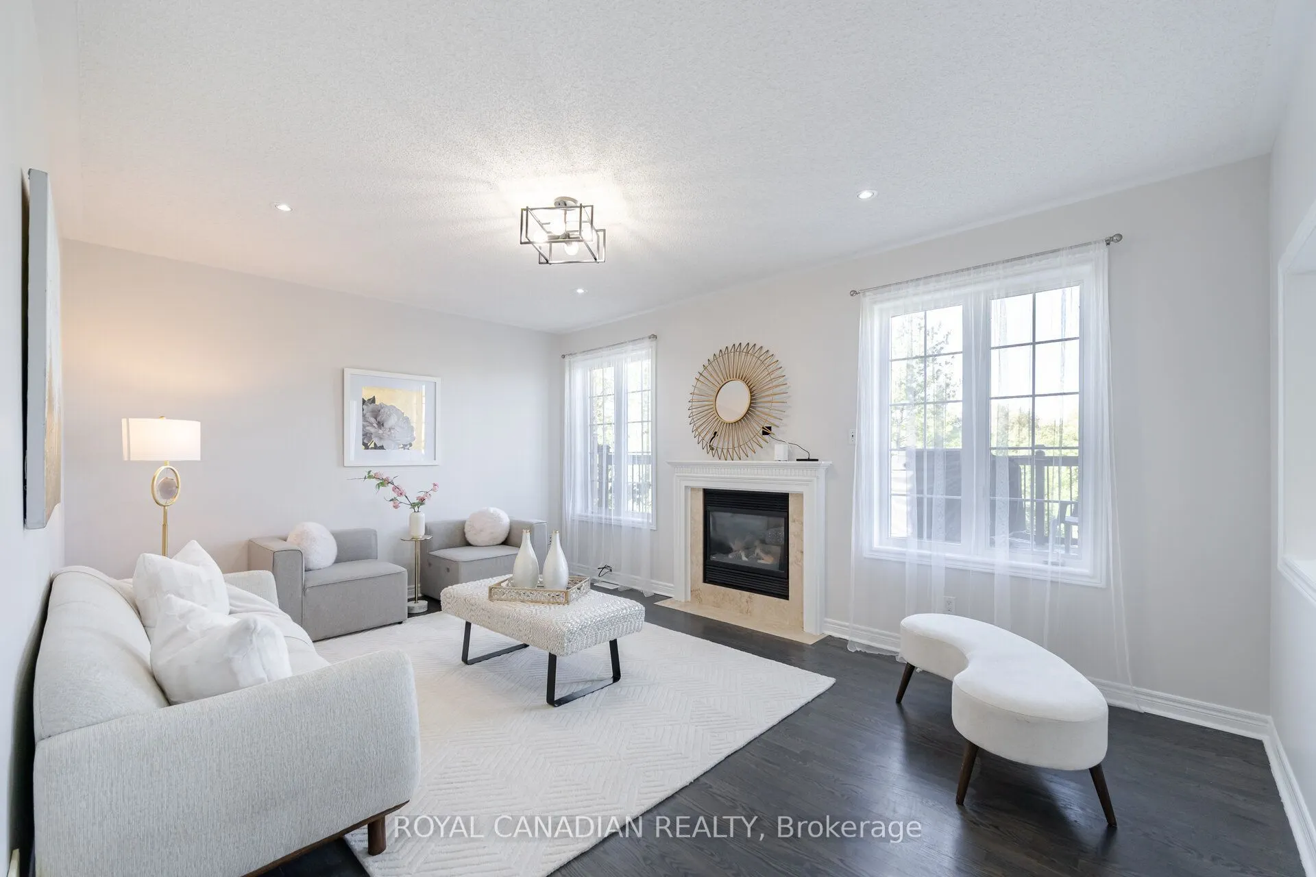 33 Rubysilver Drive