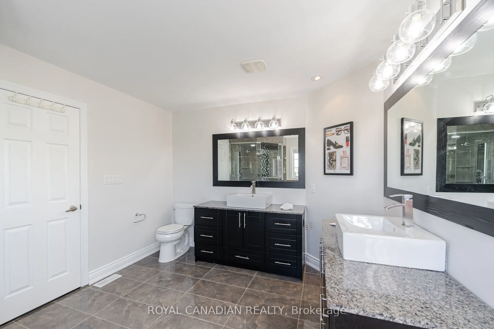 33 Rubysilver Drive