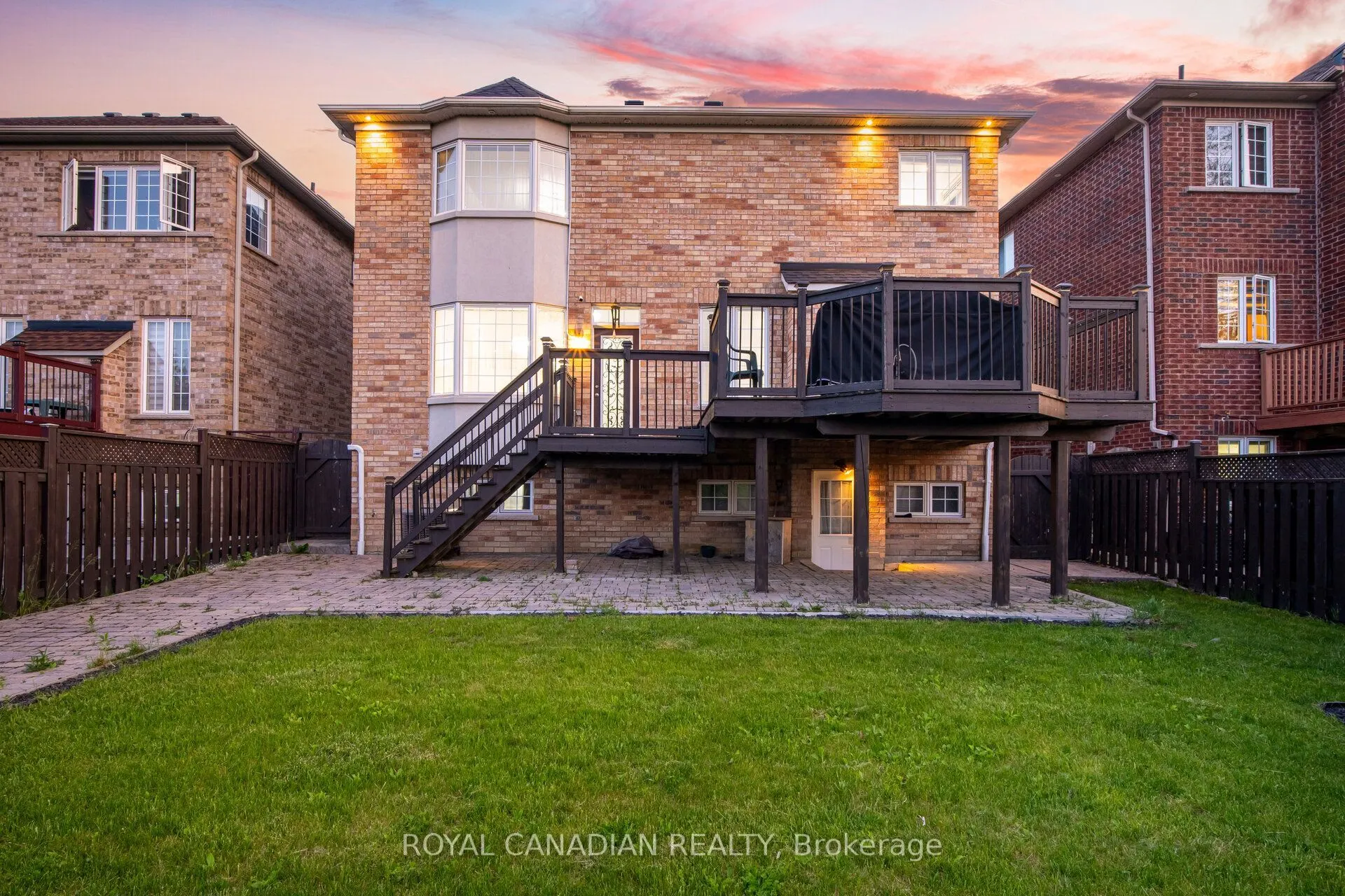 33 Rubysilver Drive