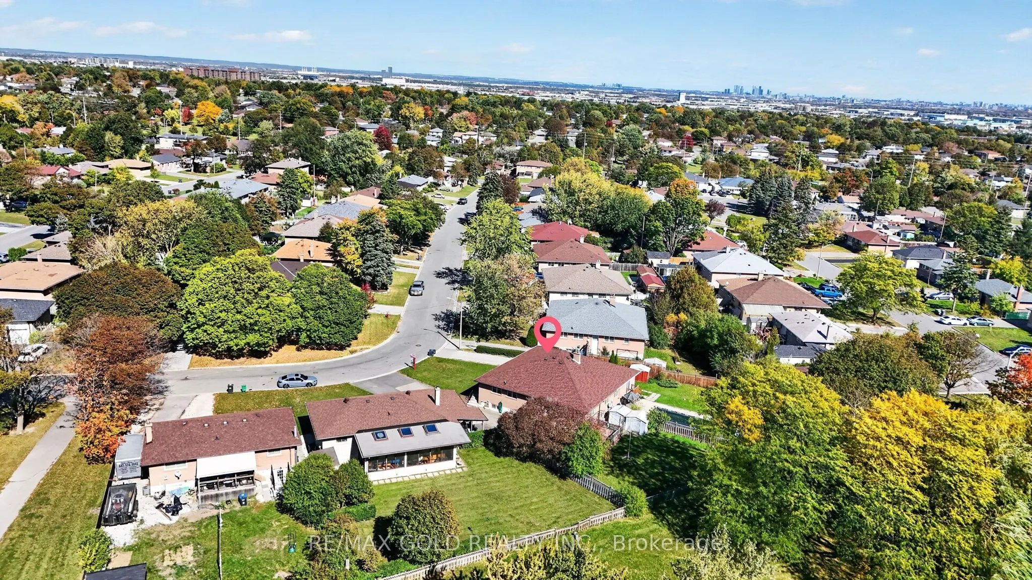 27 Alderbury Crescent