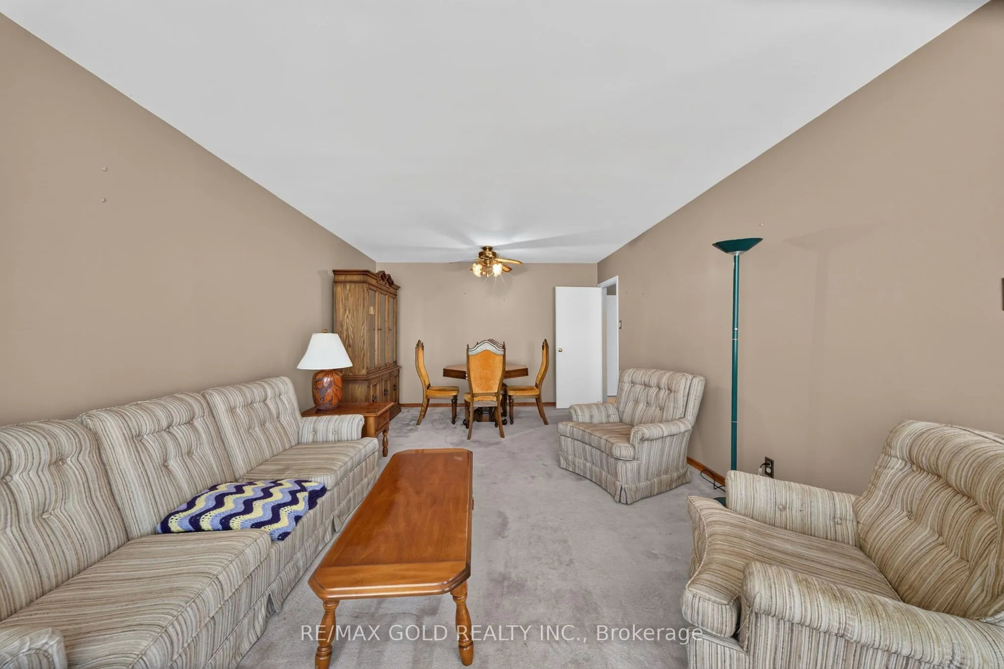 27 Alderbury Crescent