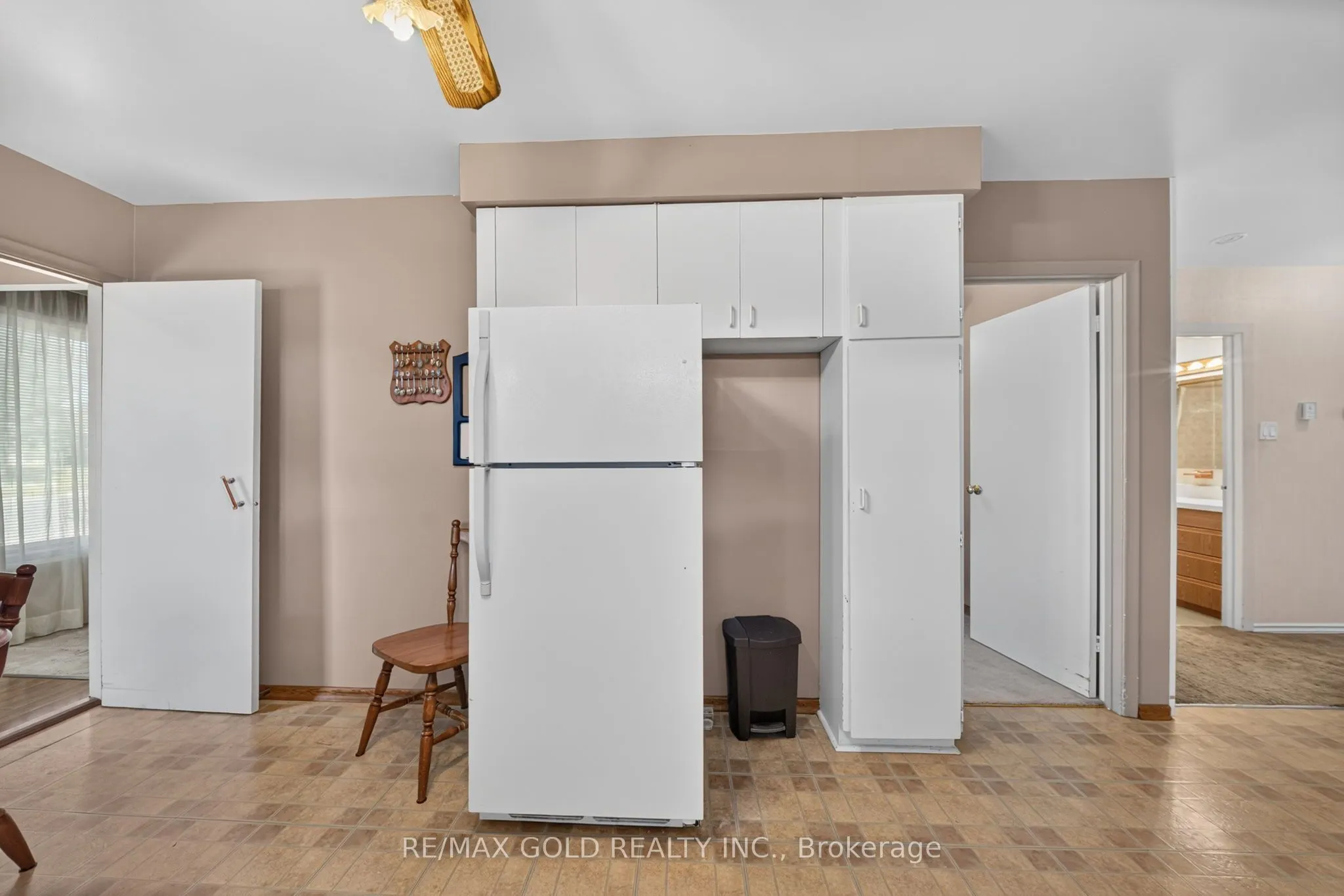 27 Alderbury Crescent