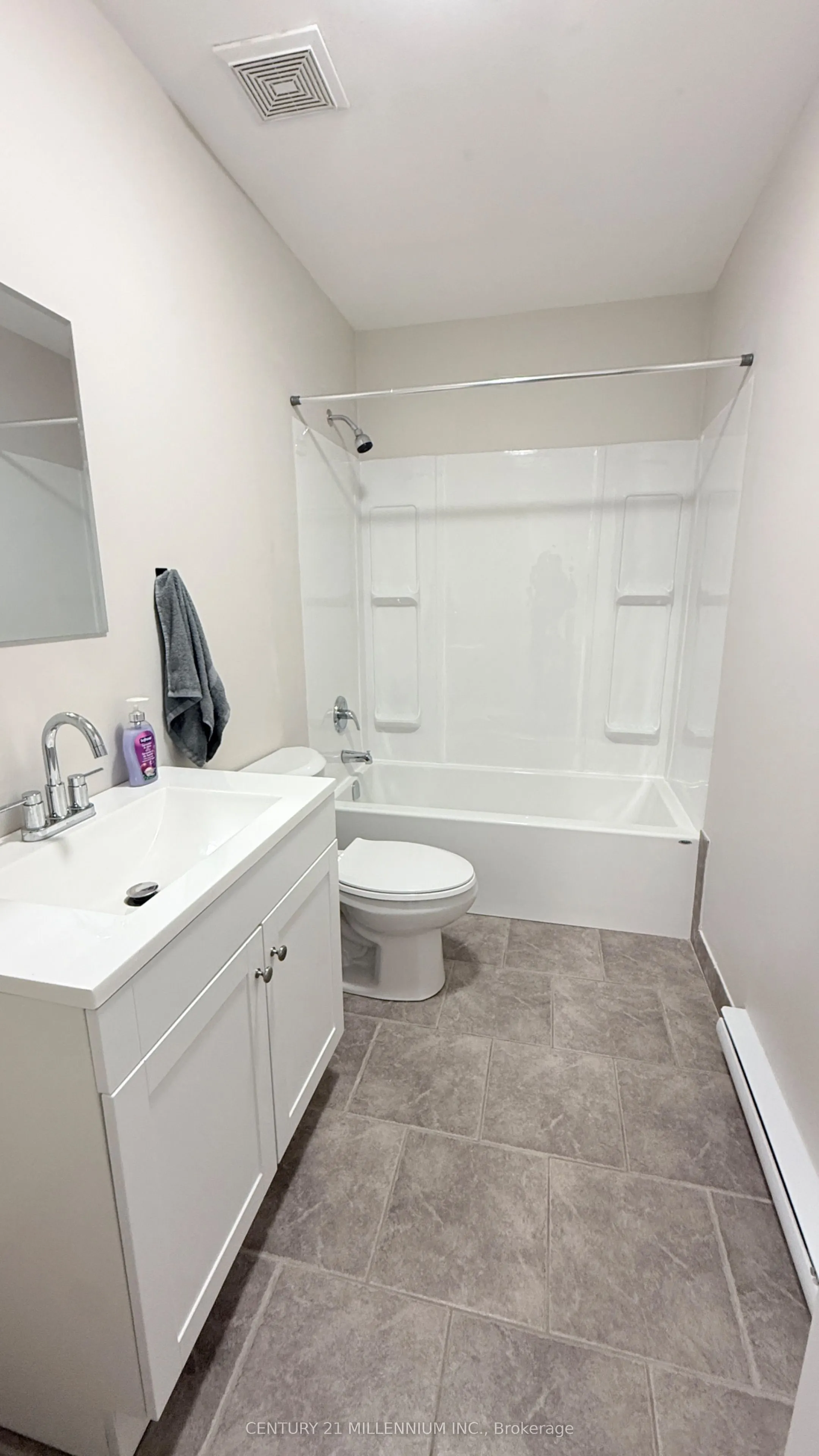 90 Lawrence Avenue #80