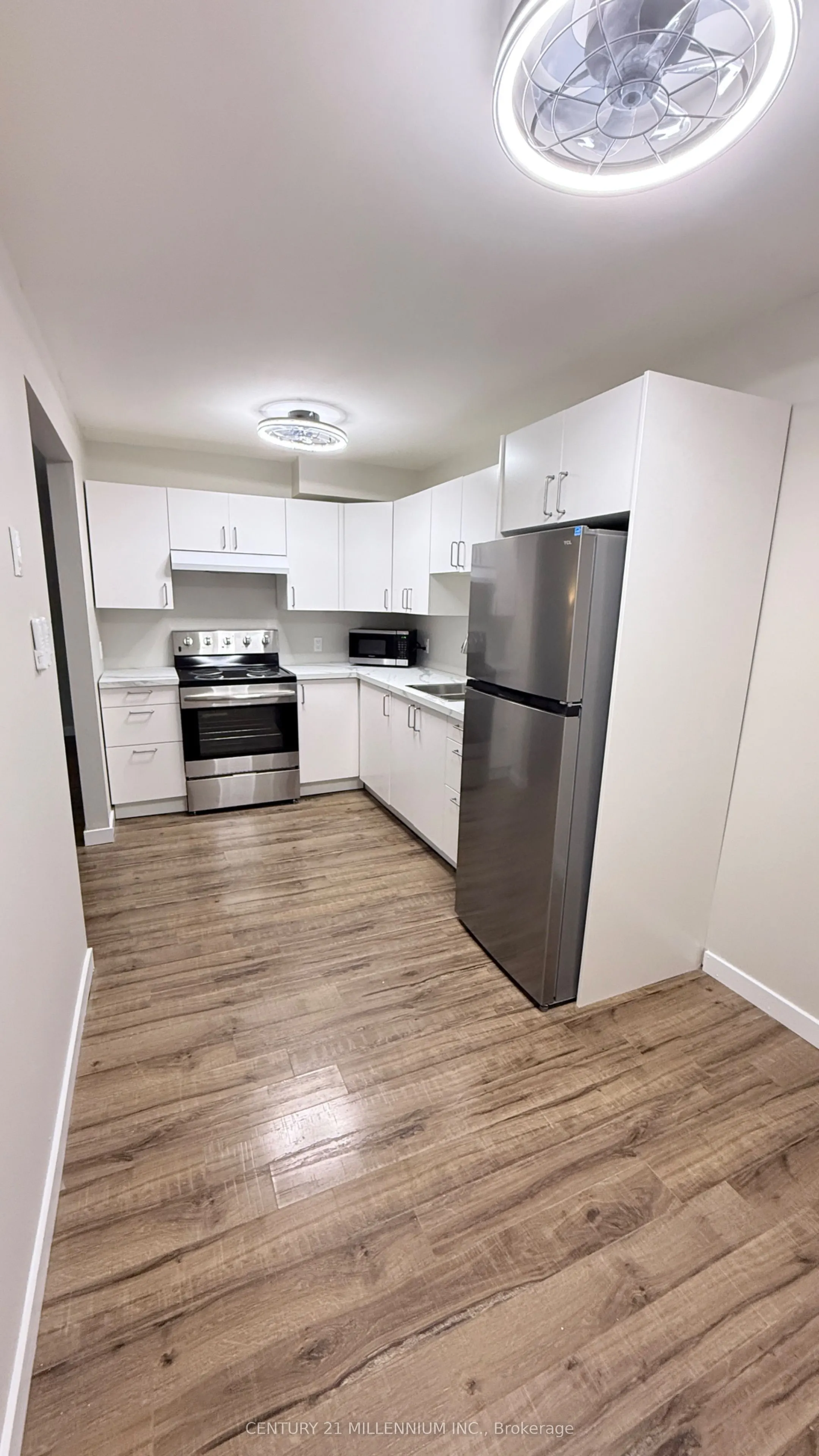 90 Lawrence Avenue #80