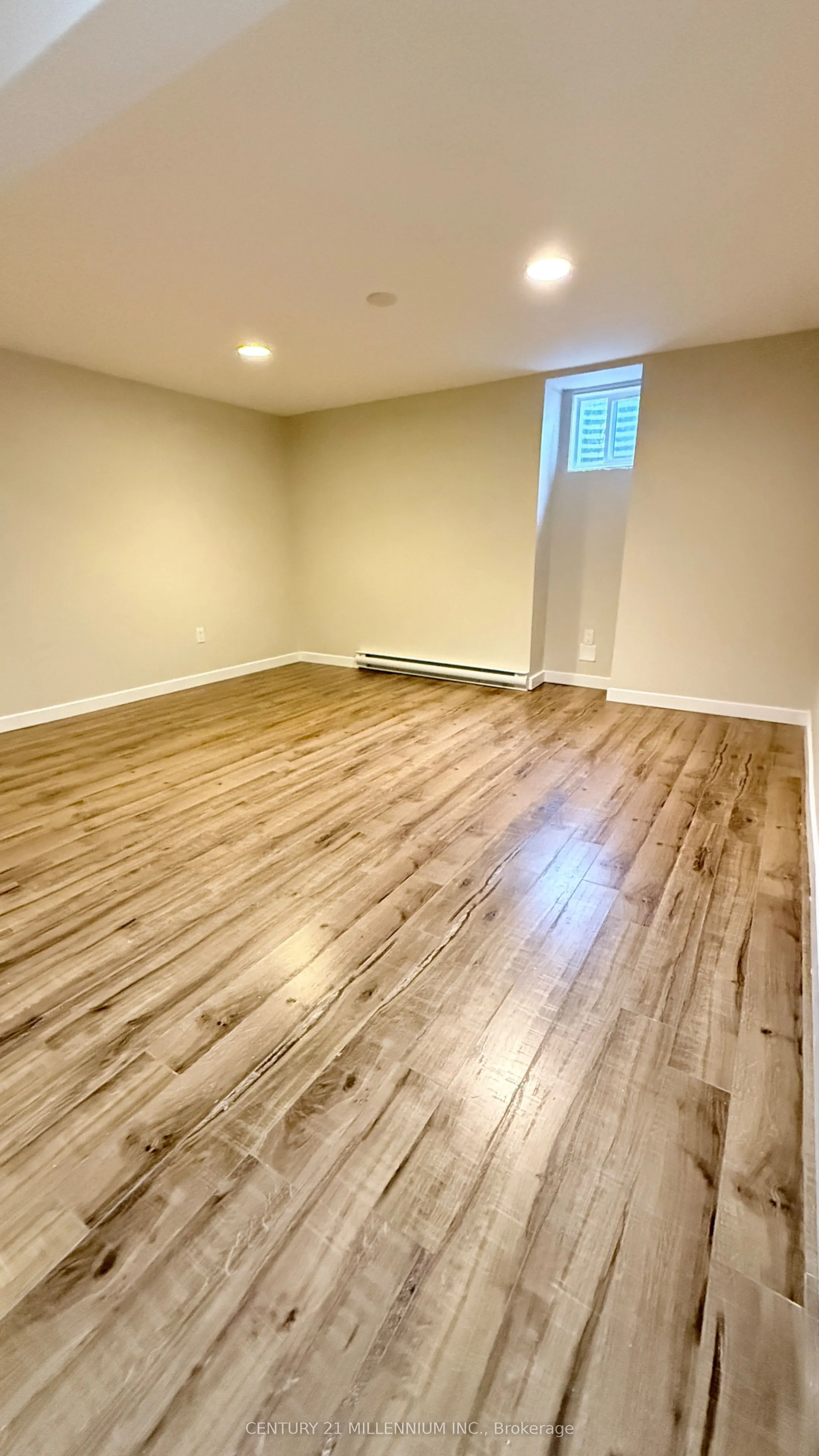 90 Lawrence Avenue #80