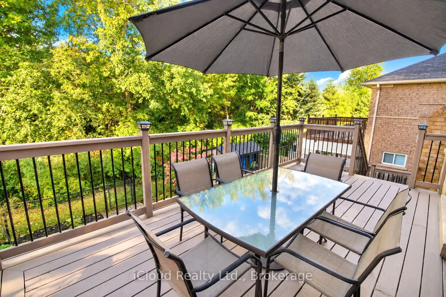 20 Beavervalley Drive