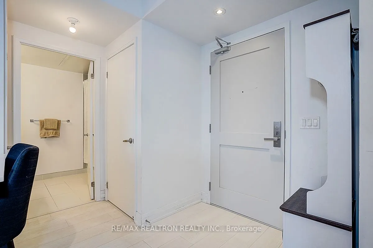 26 Gibbs Road #530
