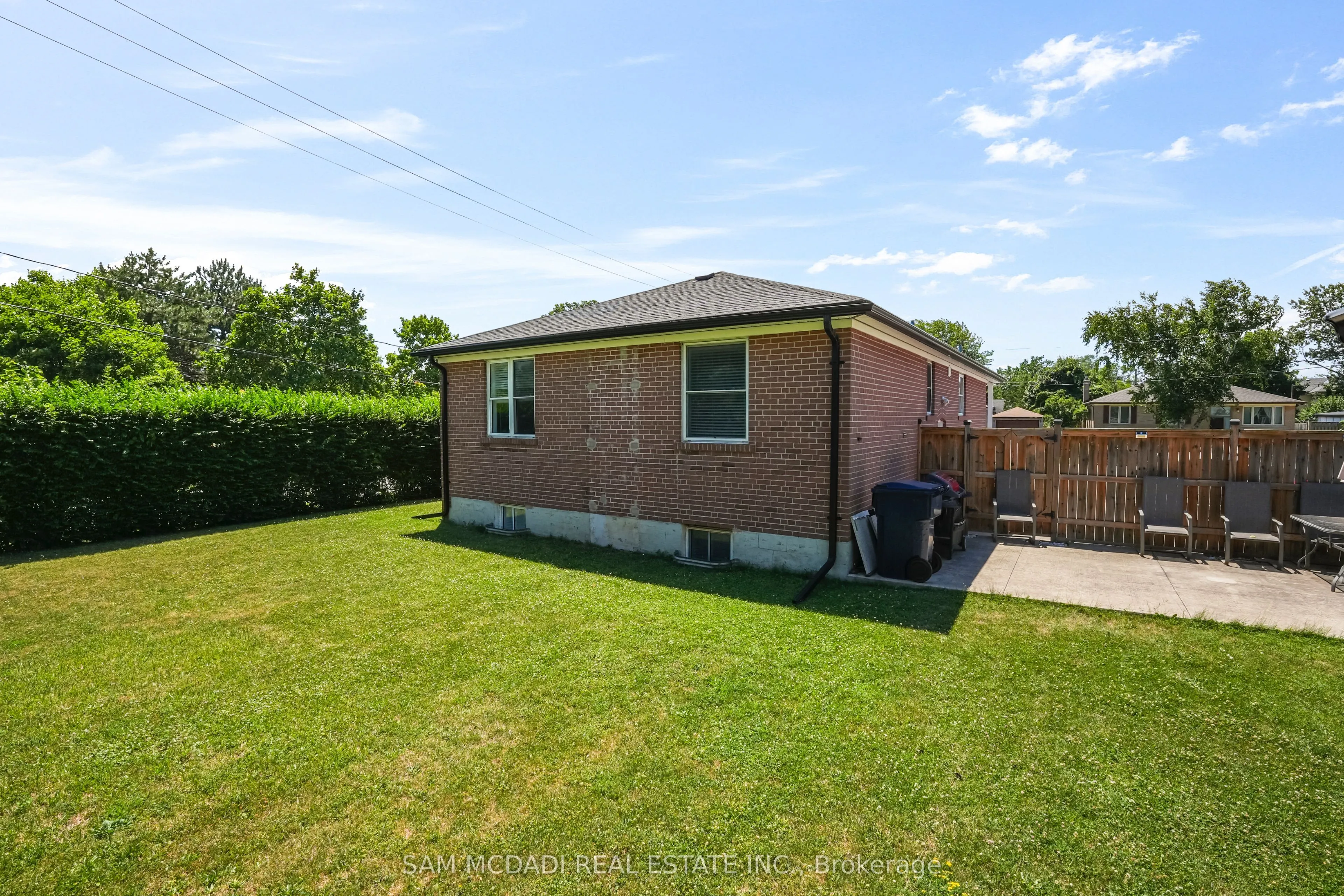 544 Sandmere Place #Upper