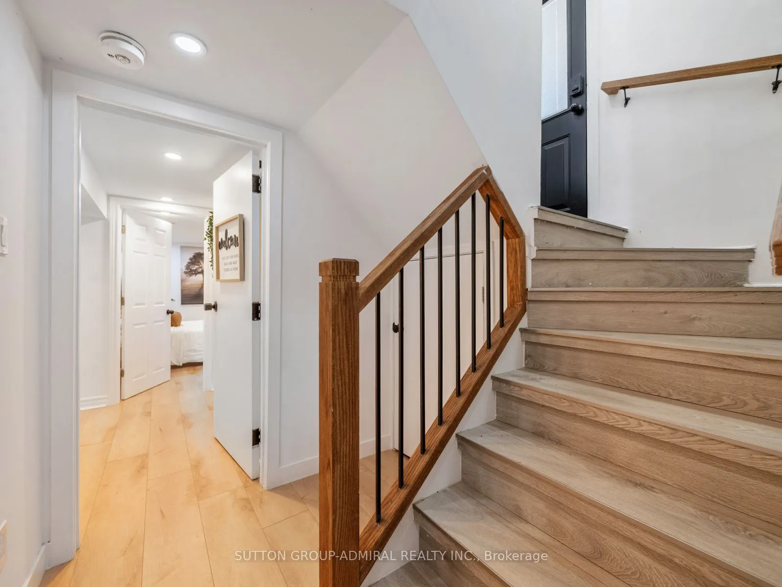 65 Woodbury Road