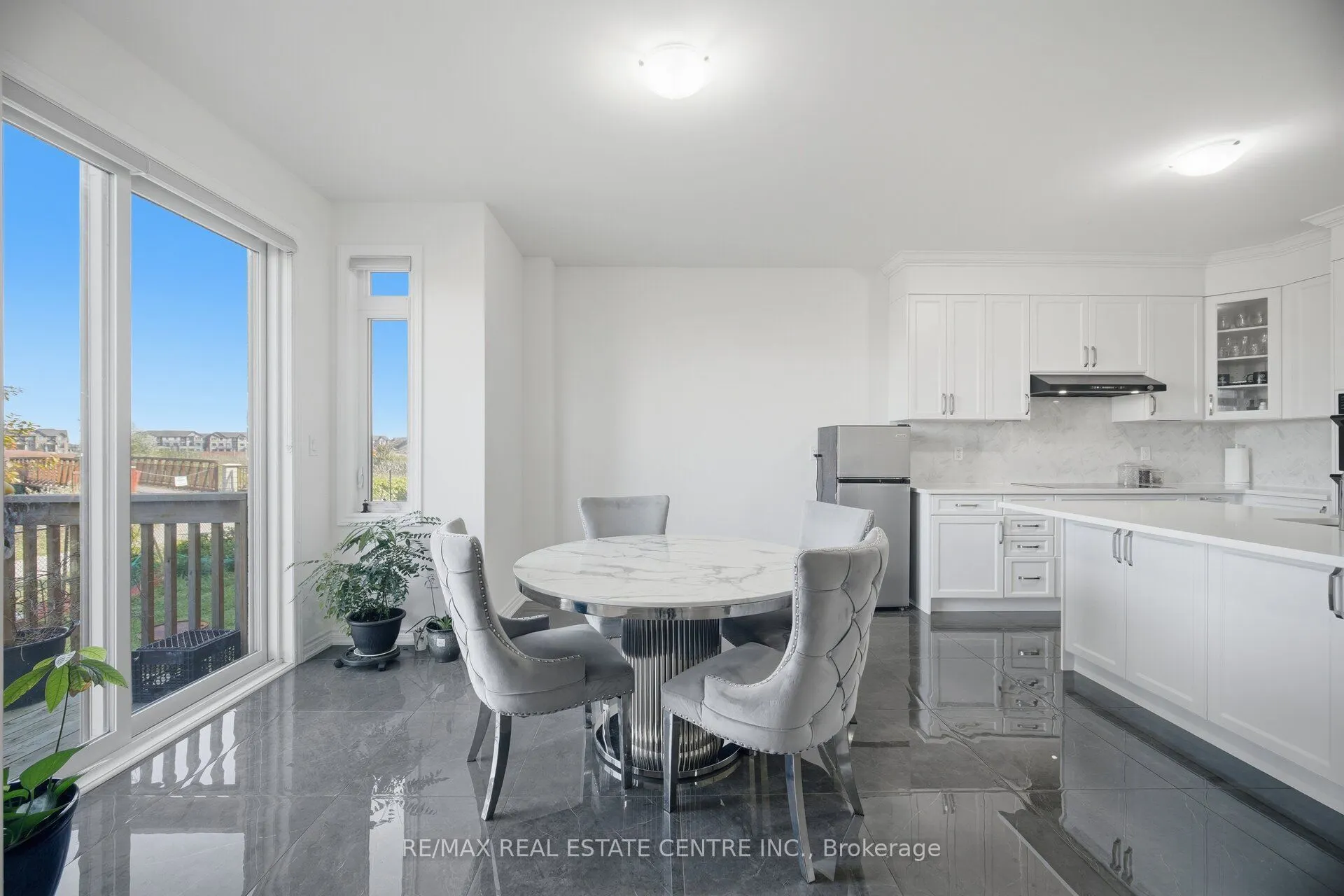 30 Tiger Crescent