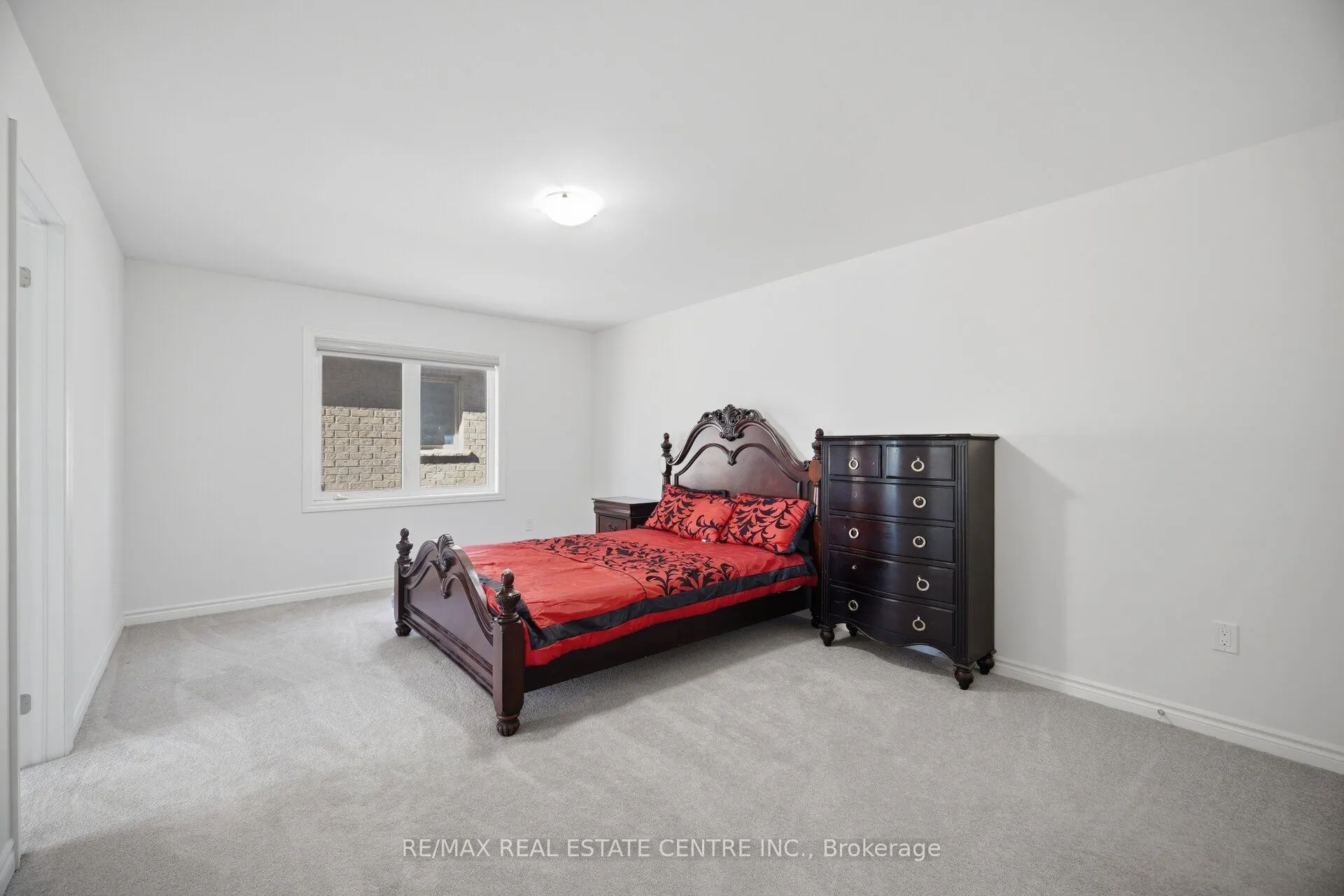30 Tiger Crescent