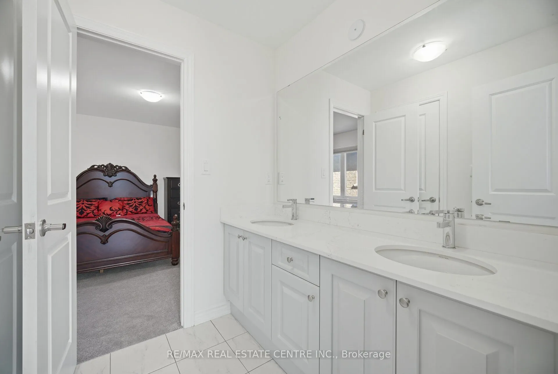 30 Tiger Crescent