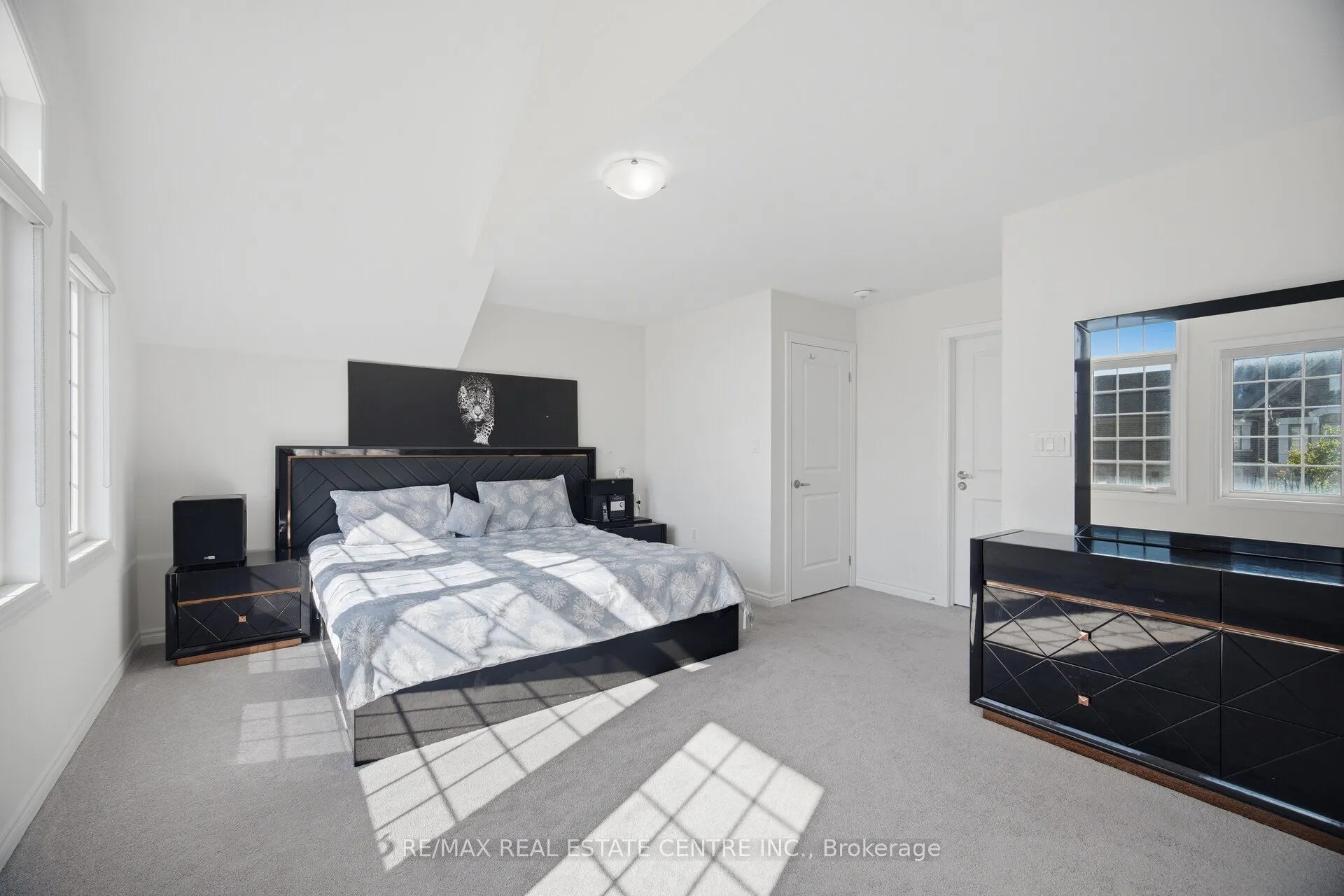 30 Tiger Crescent