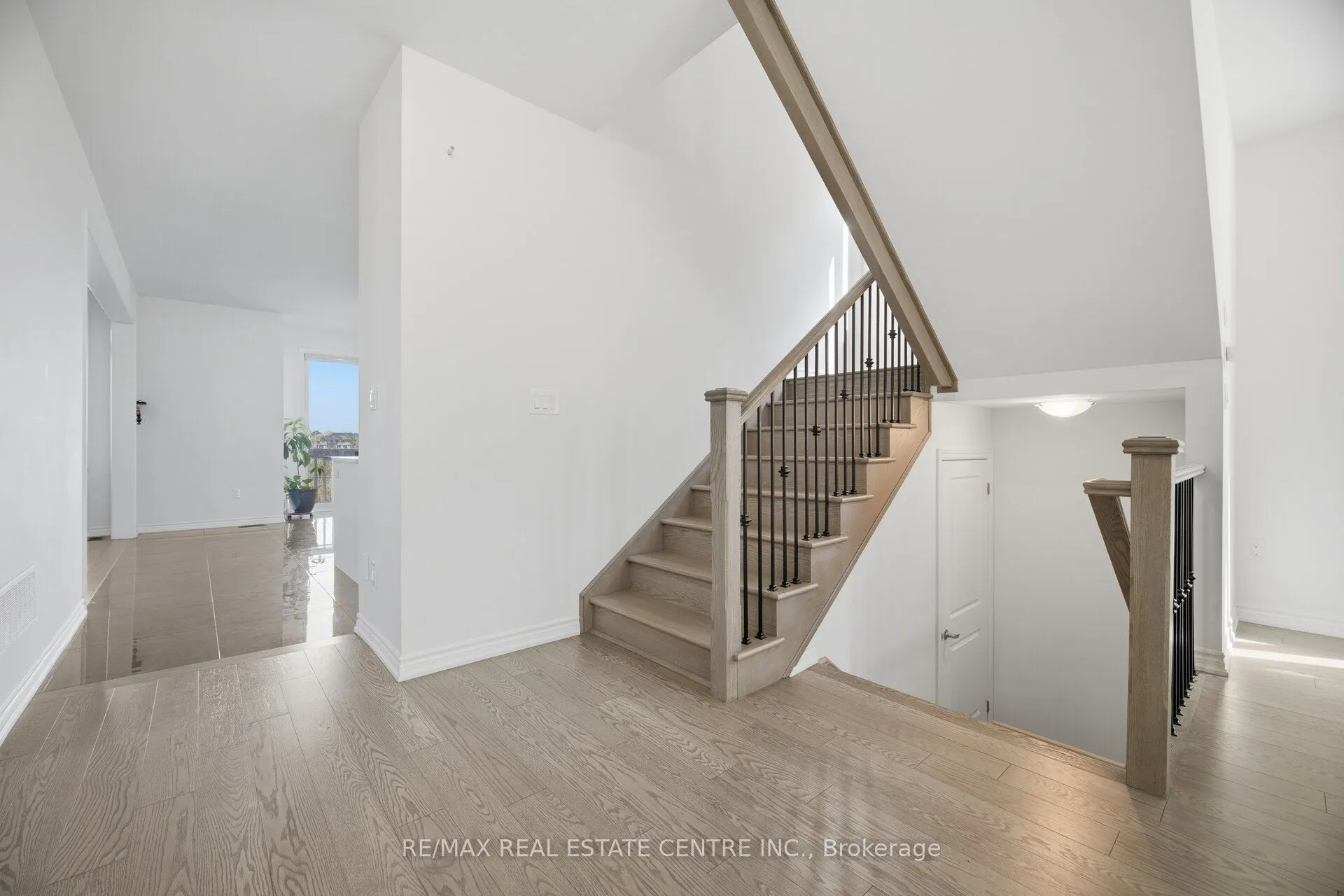 30 Tiger Crescent