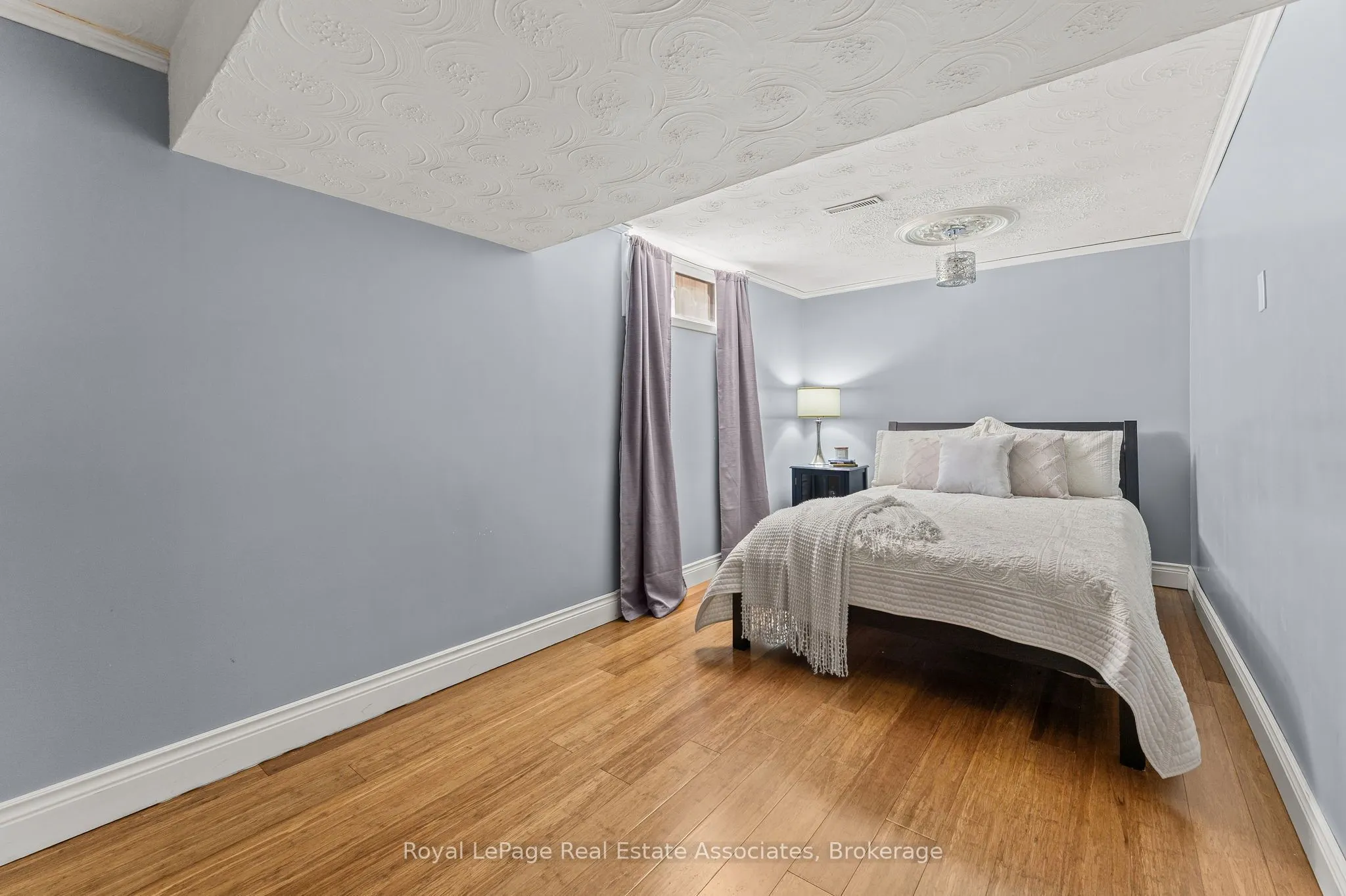 20 Honeywood Road