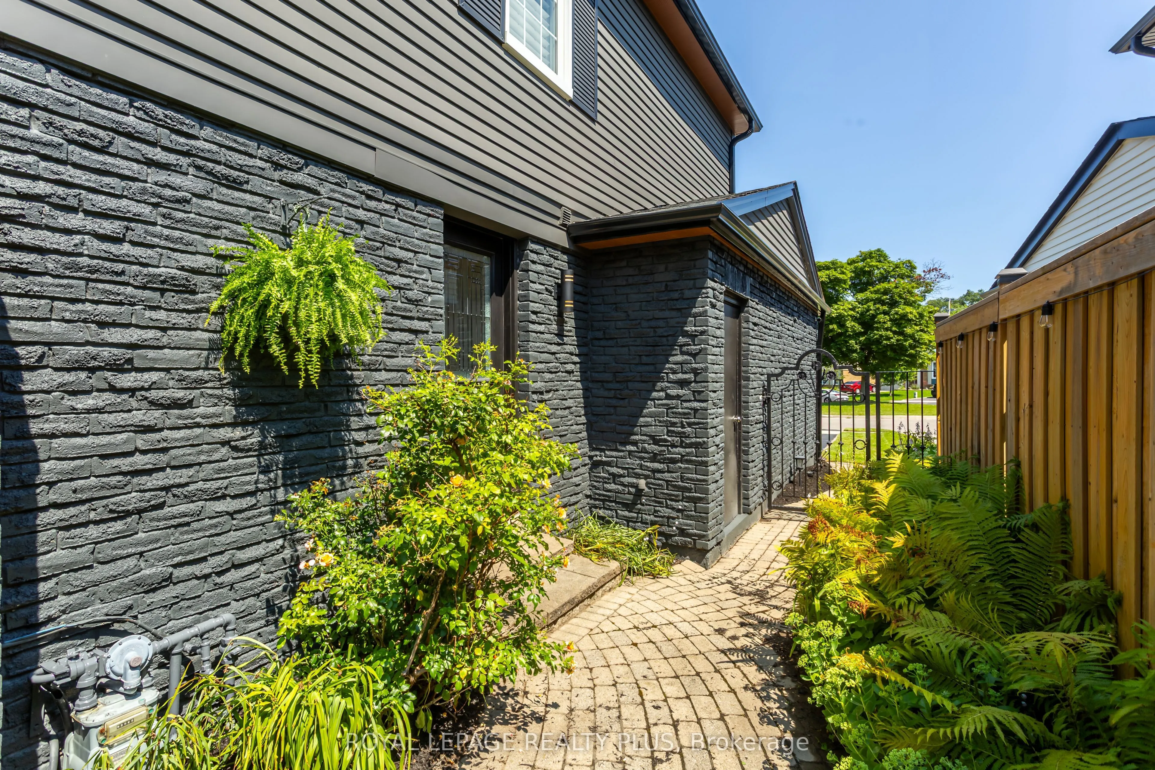 2985 Dancer Court