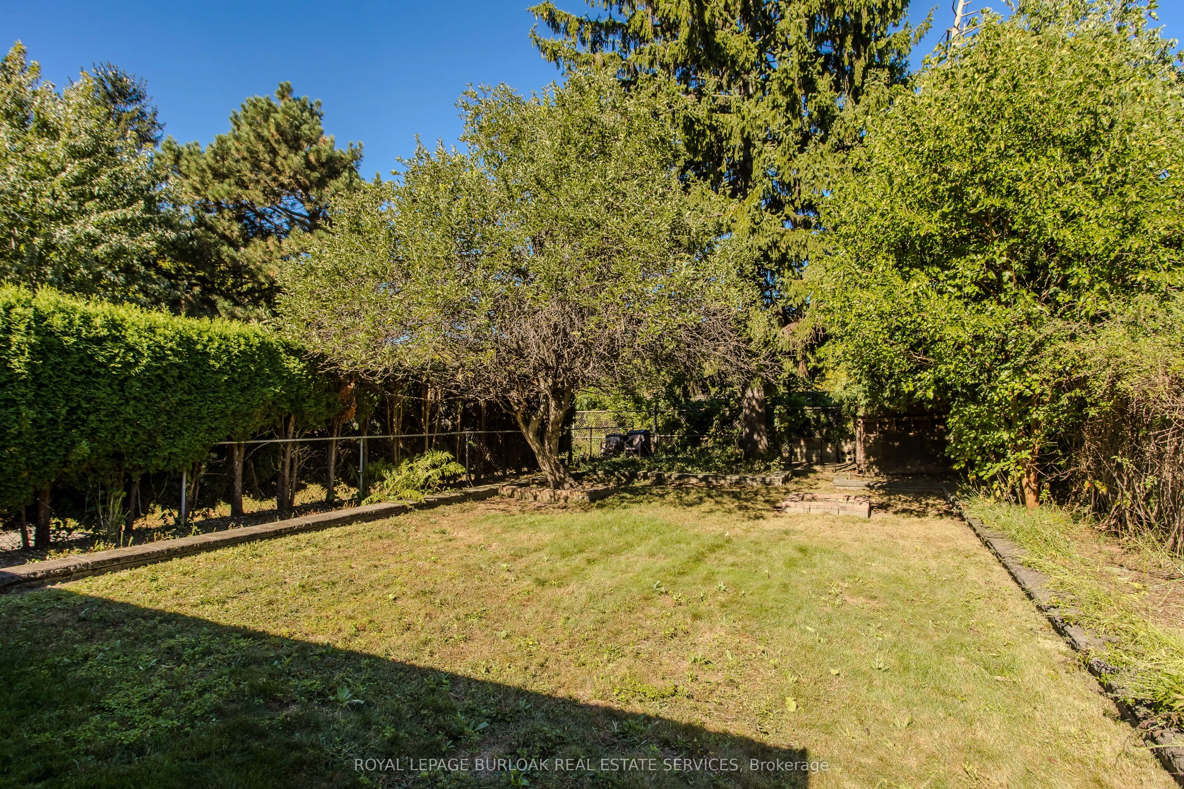353 Enfield Road