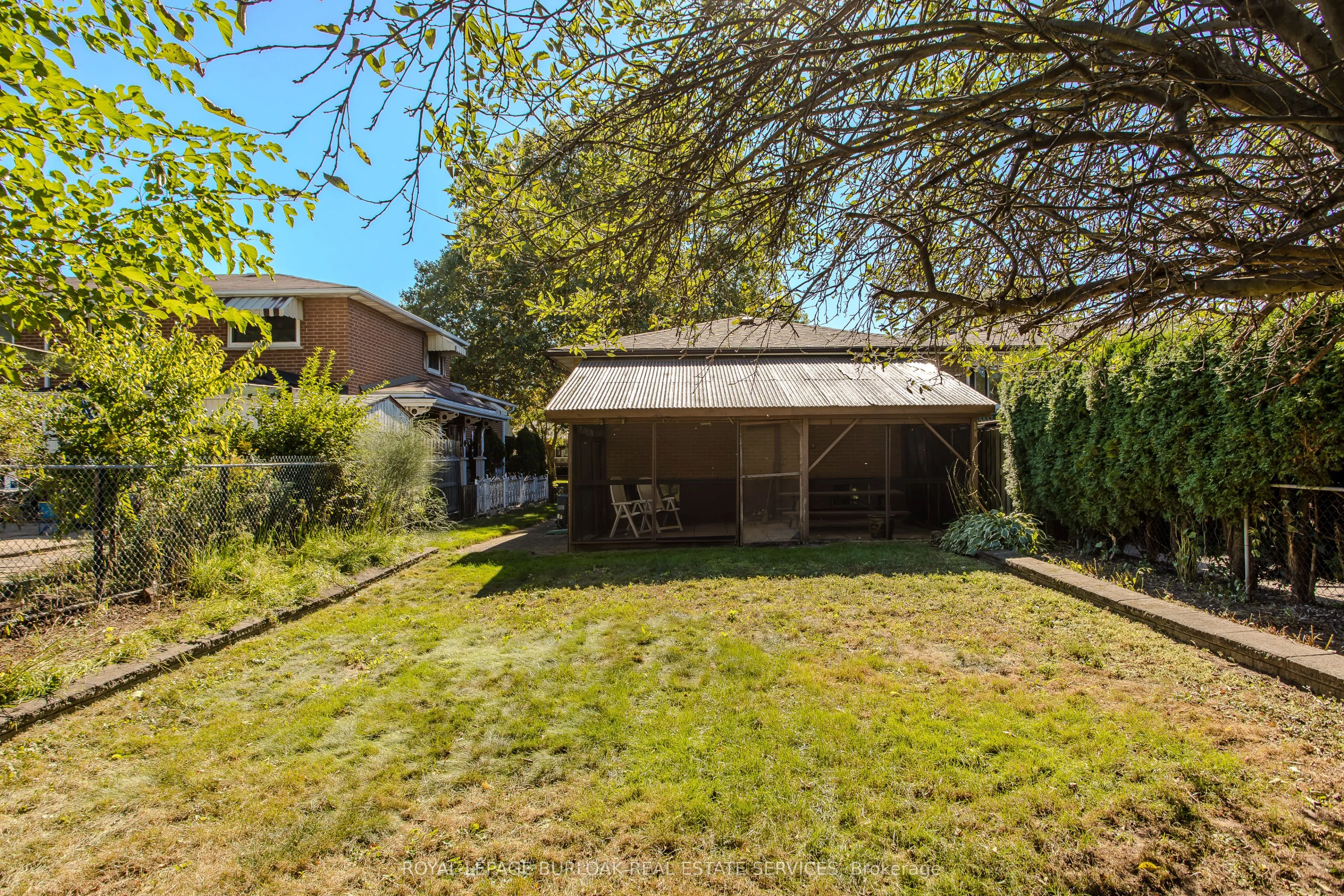 353 Enfield Road