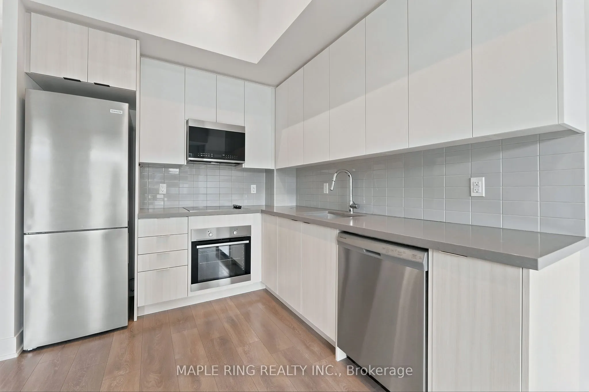 2485 Taunton Road #450