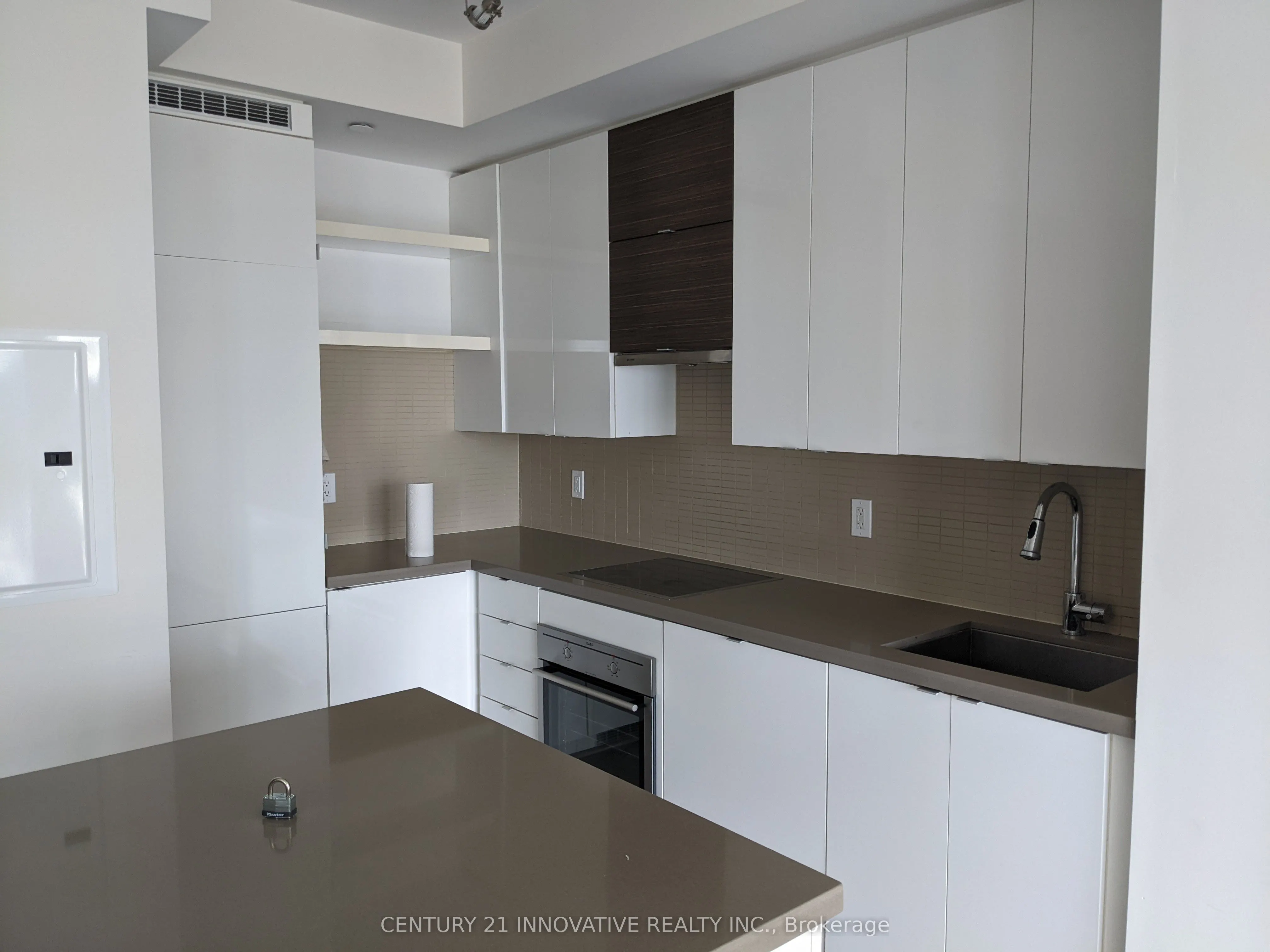 59 Annie Craig Drive #2010