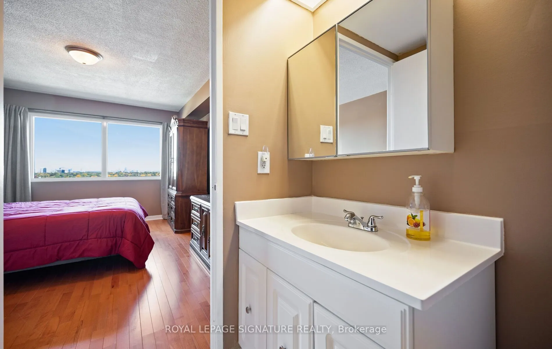 1580 Mississauga Valley Boulevard #1406
