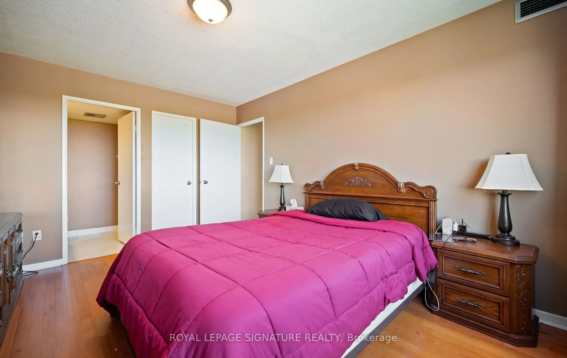 1580 Mississauga Valley Boulevard #1406