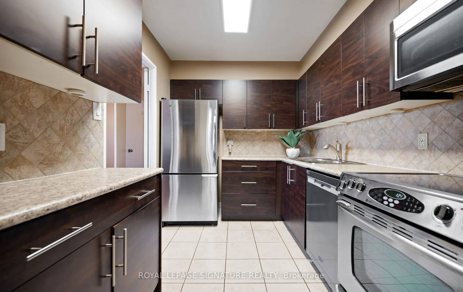 1580 Mississauga Valley Boulevard #1406
