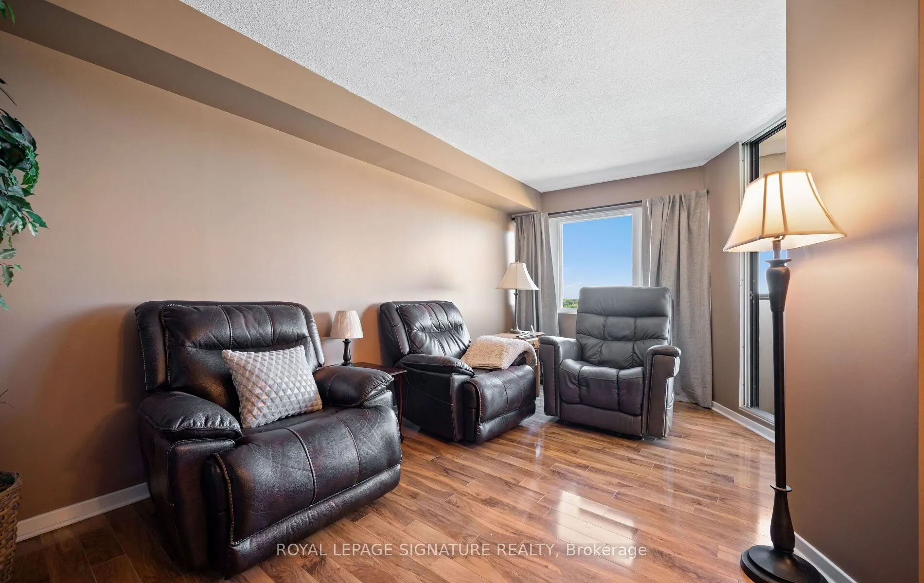 1580 Mississauga Valley Boulevard #1406