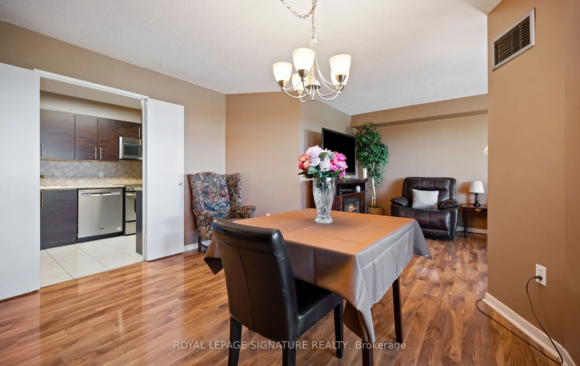 1580 Mississauga Valley Boulevard #1406