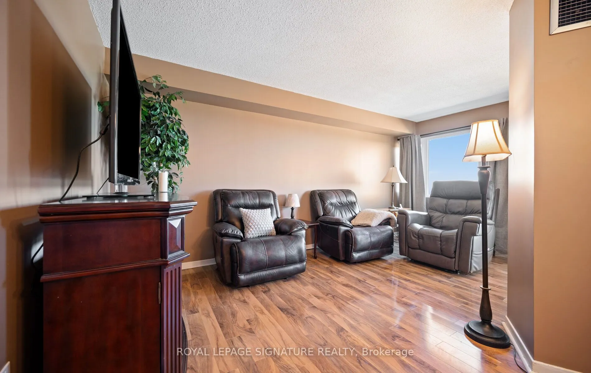 1580 Mississauga Valley Boulevard #1406