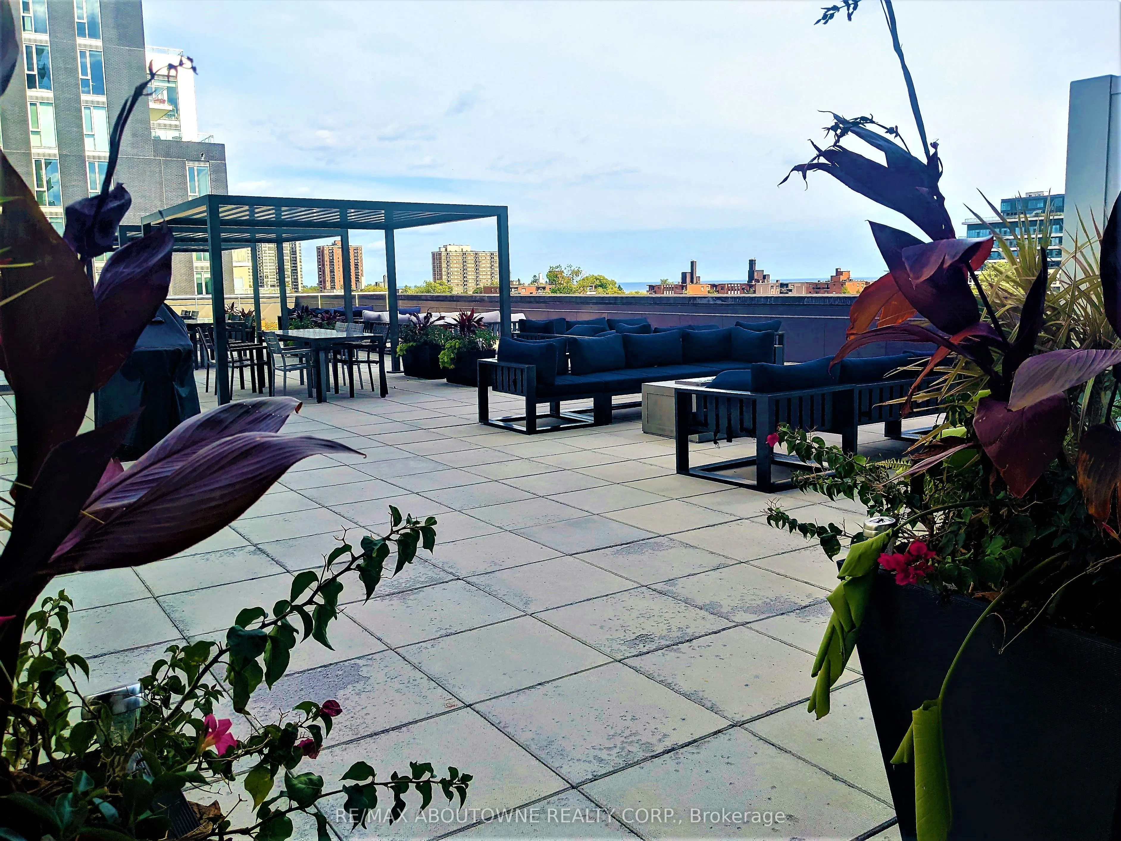 133 Bronte Road #BO908