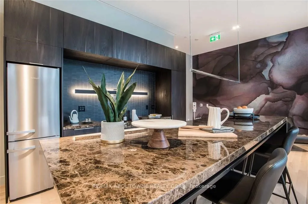 133 Bronte Road #BO908