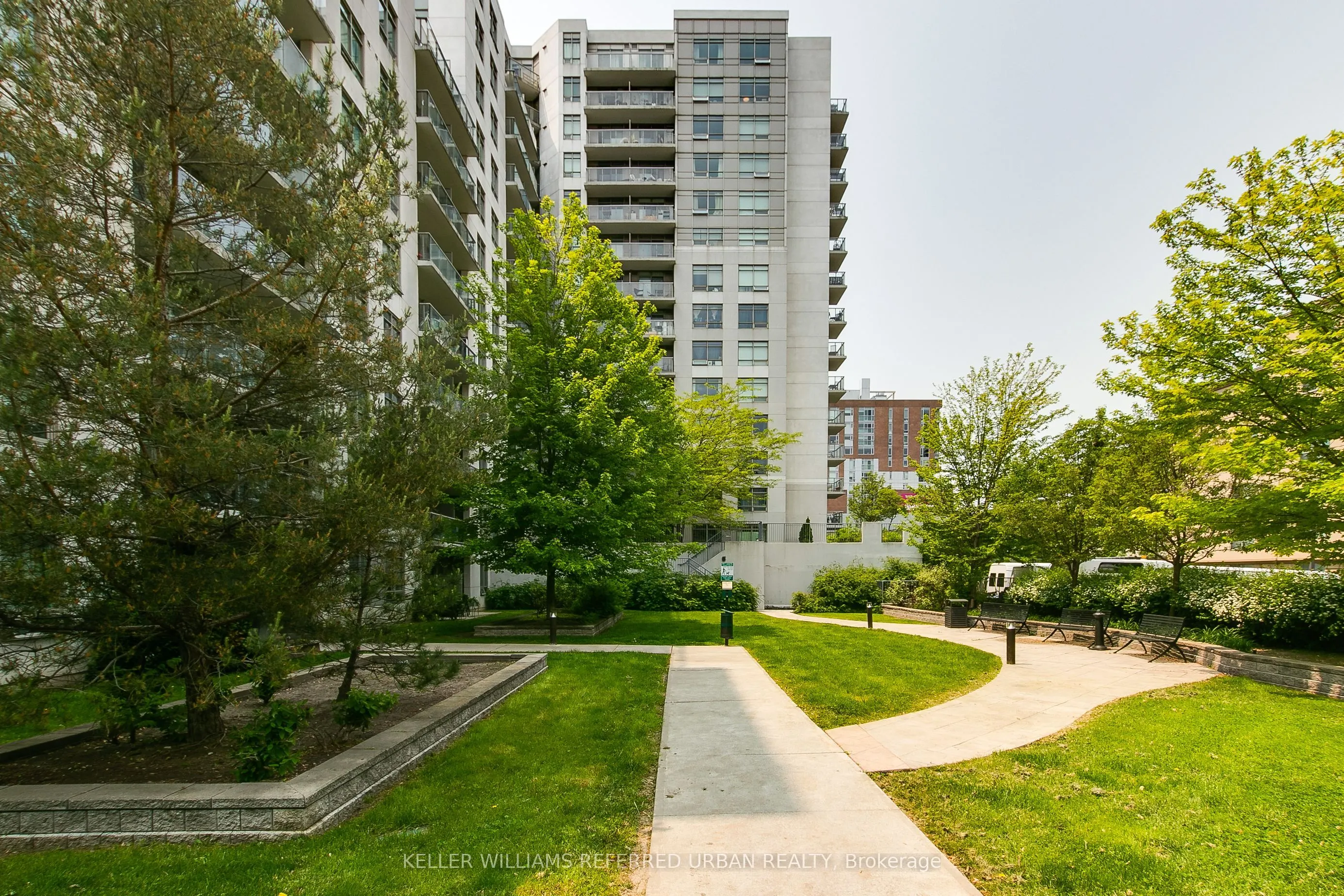 816 Lansdowne Avenue #1014
