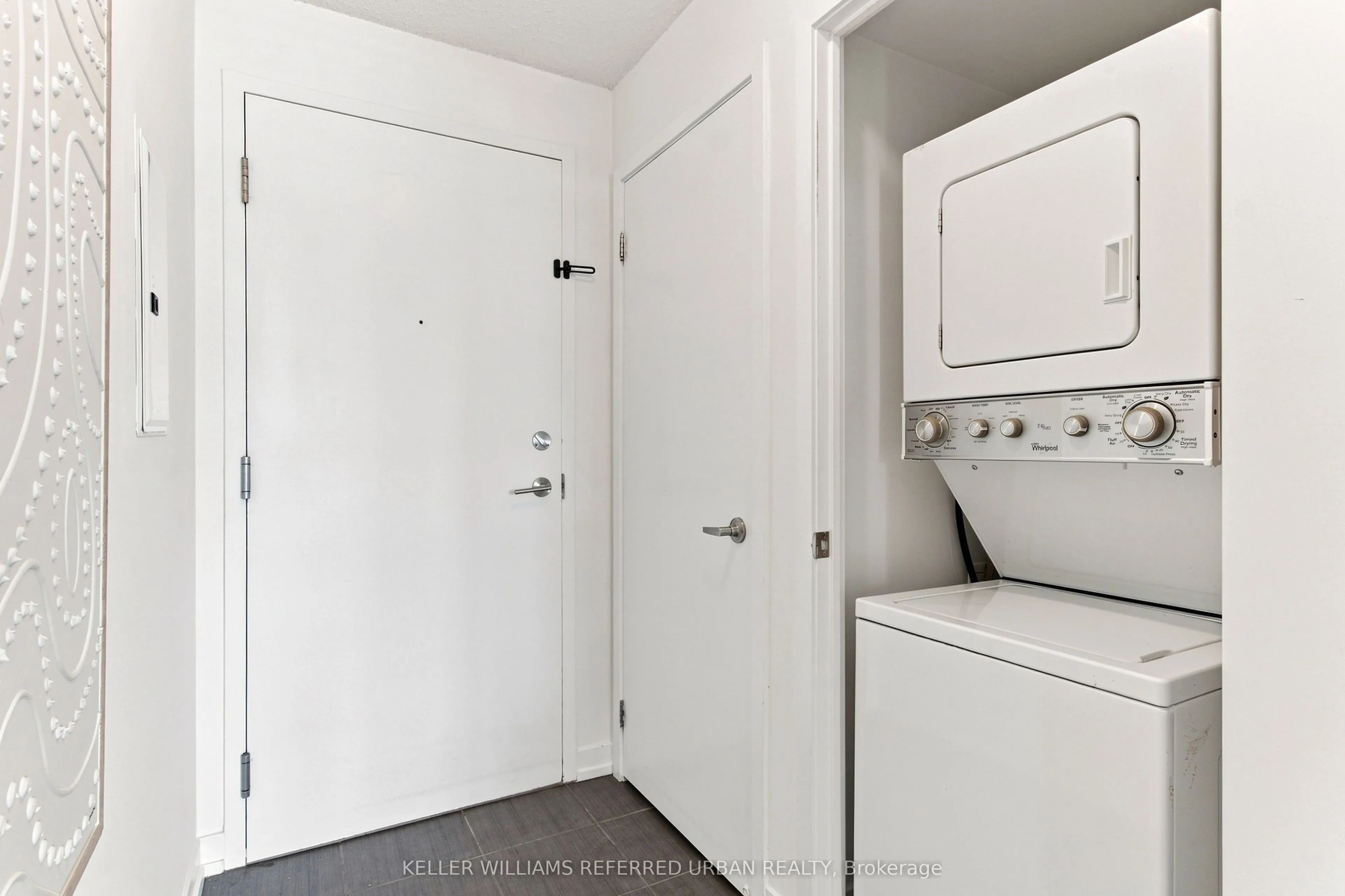 816 Lansdowne Avenue #1014