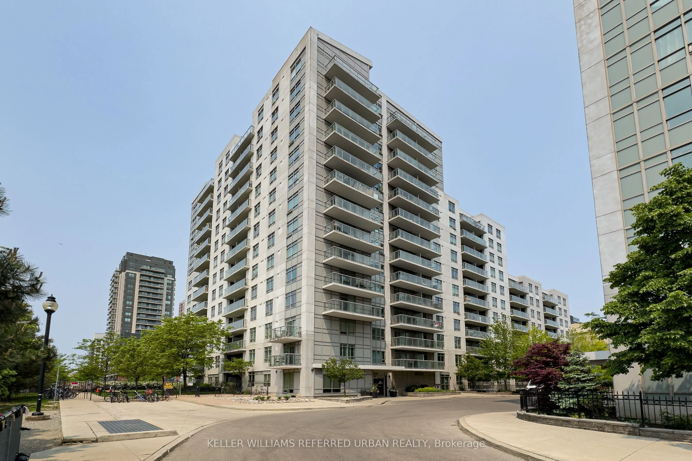 816 Lansdowne Avenue #1014